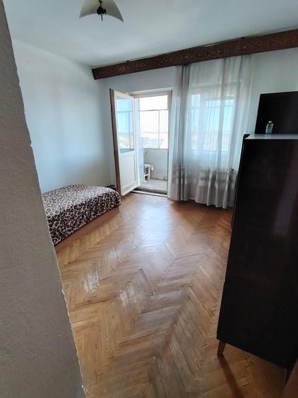 Apartament cu 3 camere decomandat în Aradul Nou
