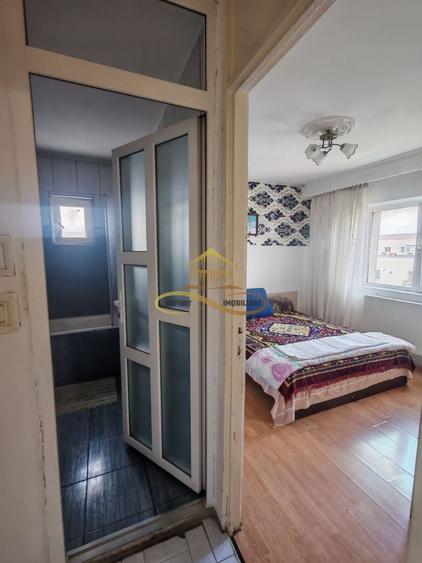 Apartament cu 2 camere semidecomandat, mobilat în Banca Națională