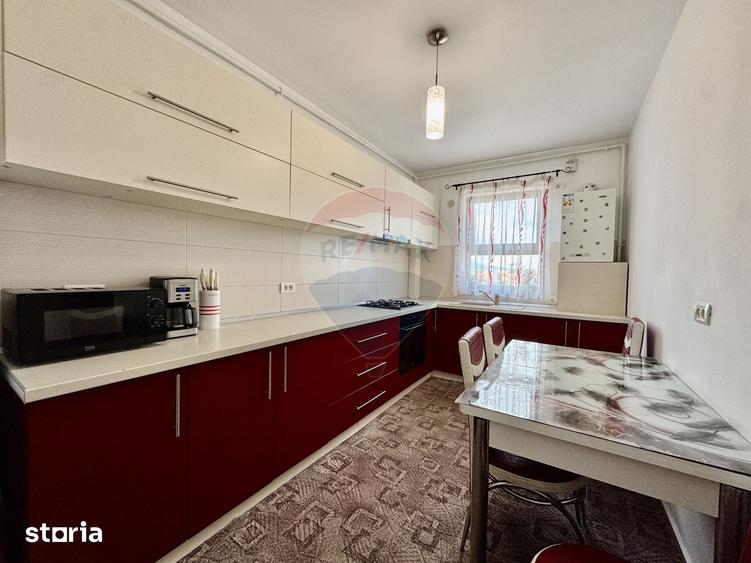 Apartament cu 2 camere decomandat în IAR