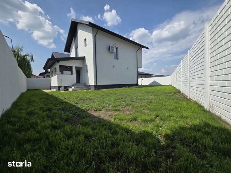 Casă cu 4 camere cu Teren 300 Mp în Cornetu