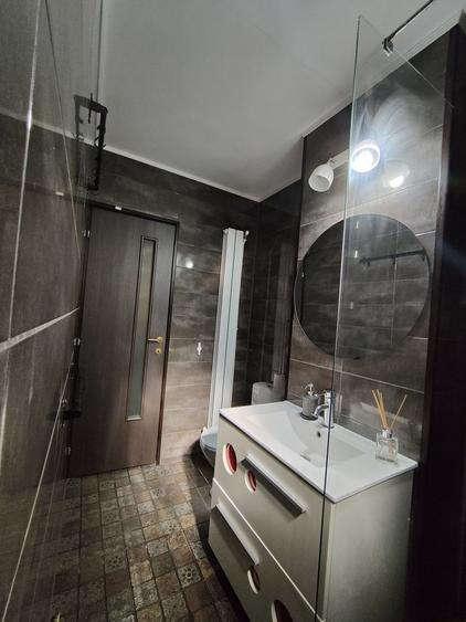 Inchiriez apartament cu 2 camere strada Brailei zona banci - 3