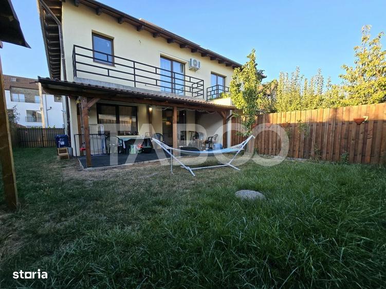 Casă cu 4 camere în Central