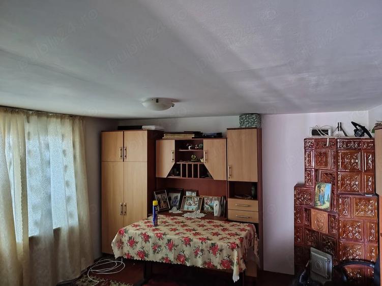 Casă cu Teren 215 Mp în Central