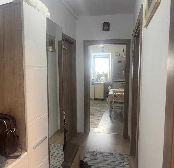 Garsonieră decomandată în Brașovul Vechi