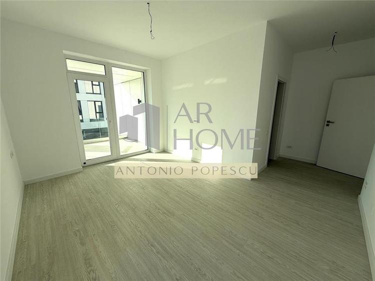 Apartament cu 3 camere decomandat în Albert