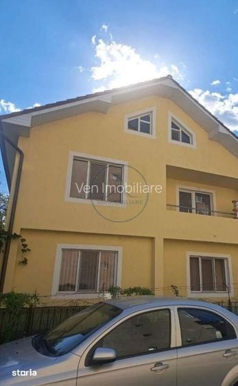 Casa de Vanzare zona Stefan Cel Mare
