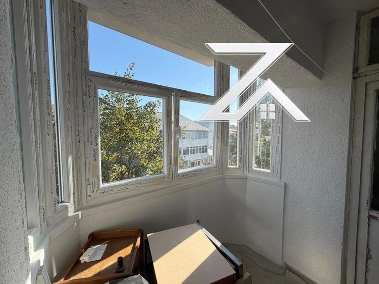 Apartament cu 2 camere decomandat în Central