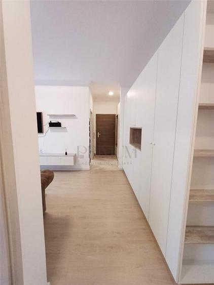 Apartament cu 3 camere decomandat în Chișoda