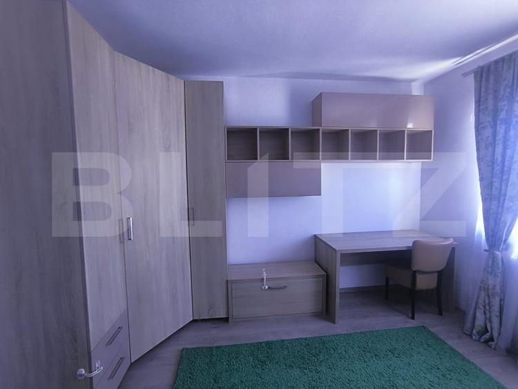Apartament cu 3 camere decomandat, mobilat în Sânpetru
