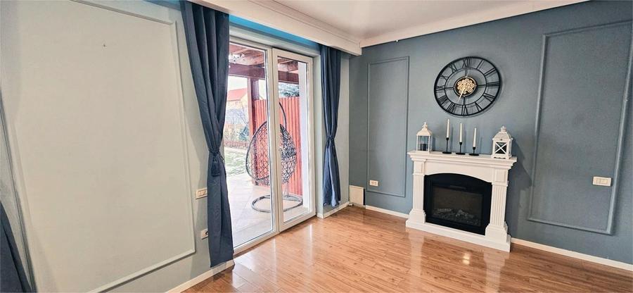 Duplex cu 4 camere cu Canalizare în Moșnița Nouă