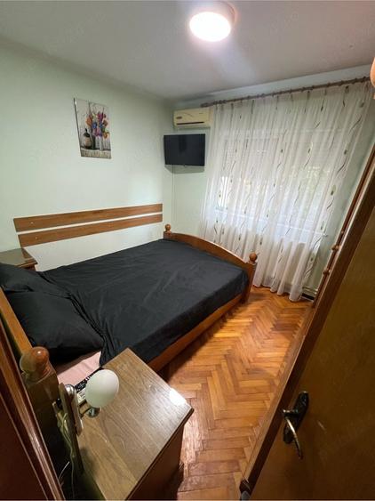 Apartament cu 4 camere decomandat în Inel II