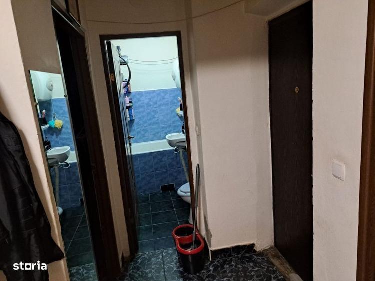 Apartament cu 3 camere în Aghireșu