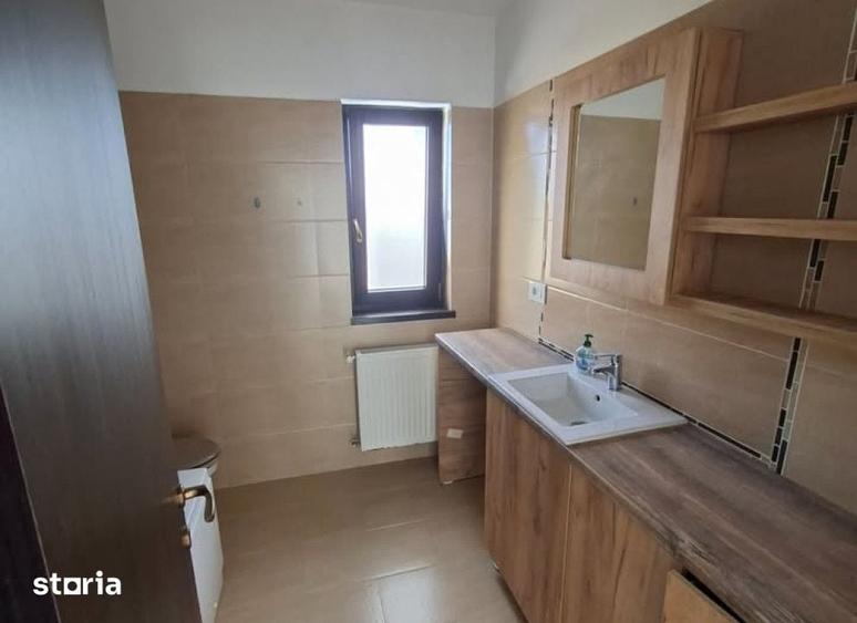 Apartament cu 3 camere decomandat în Valea Lupului