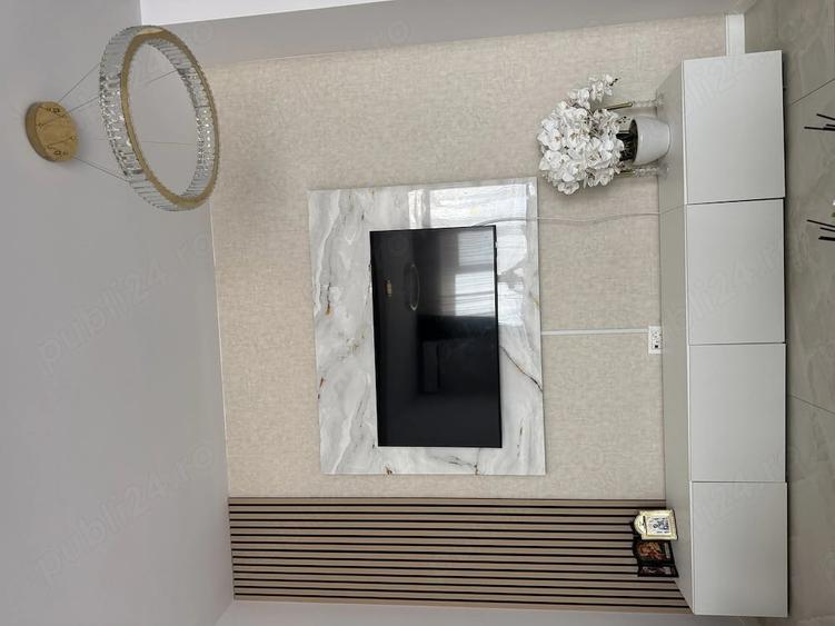 Apartament cu 2 camere nedecomandat în Giroc