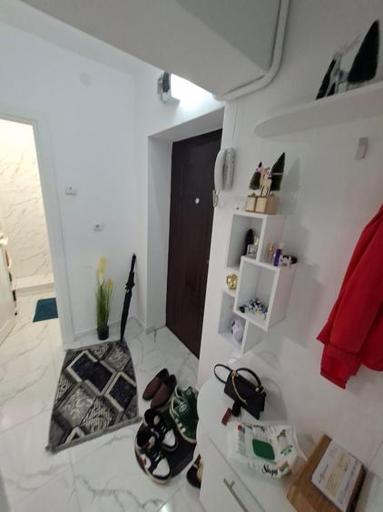 Apartament cu 2 camere decomandat în Mircea cel Bătrân