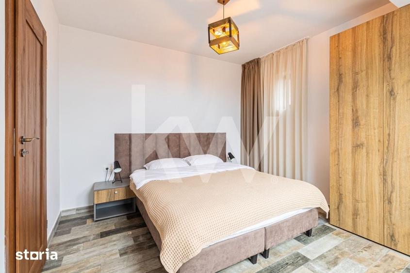 Casă cu 8 camere cu Teren 630 Mp în Central