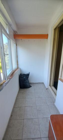 Apartament cu 4 camere decomandat în 1 Decembrie 1918