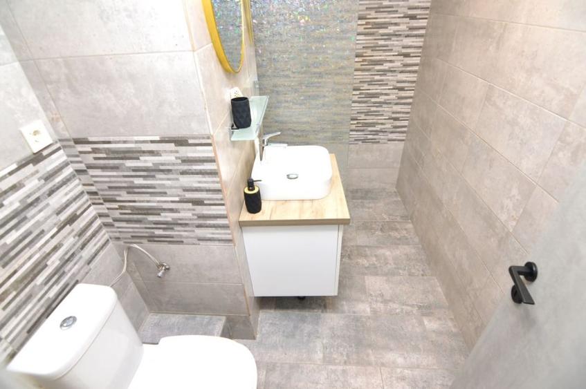 Apartament cu 2 camere decomandat, mobilat în Unirii