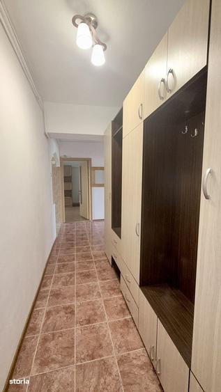 Apartament cu 3 camere în Ostroveni