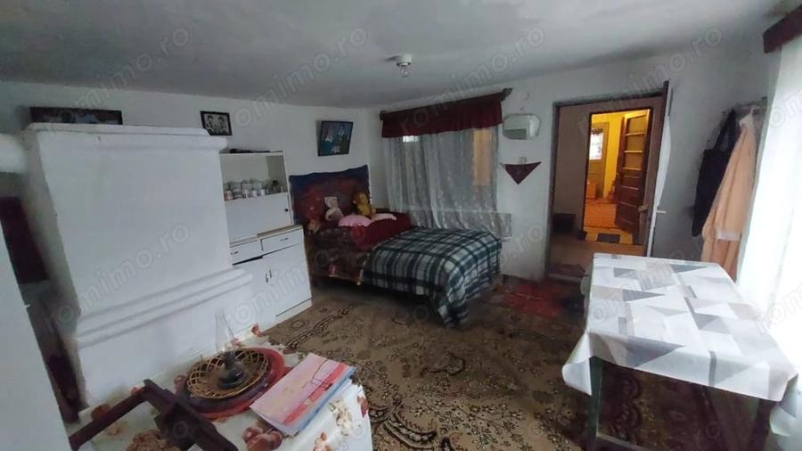 Casă cu 3 camere cu Teren 1900 Mp în Măgura
