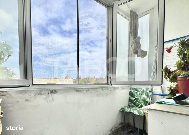 Apartament cu 3 camere semidecomandat în Mănăștur