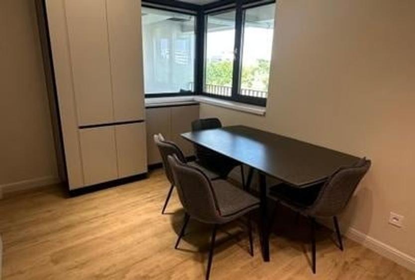 Apartament cu 2 camere decomandat, mobilat în Sisești