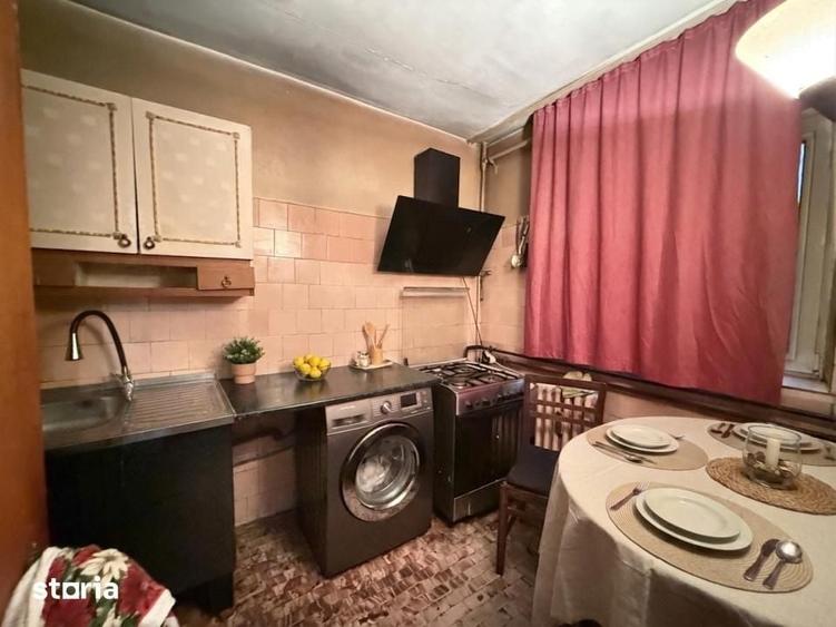 Apartament cu 3 camere în Tineretului