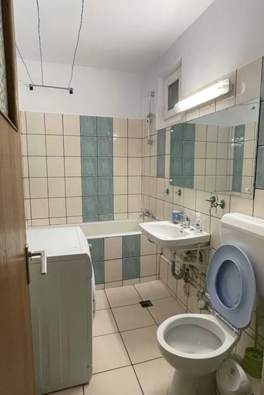 Garsonieră decomandată în Obor