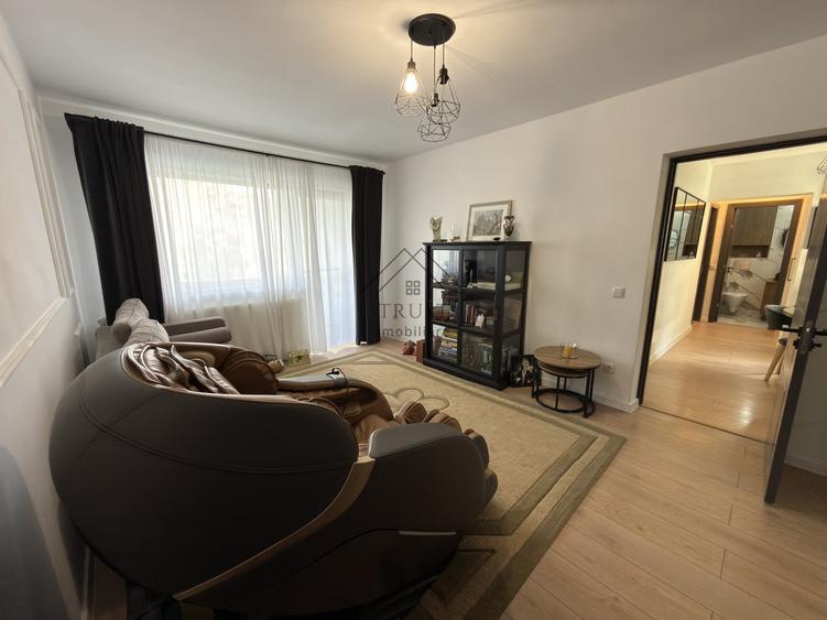 Apartament cu 3 camere decomandat, mobilat în Mănăștur