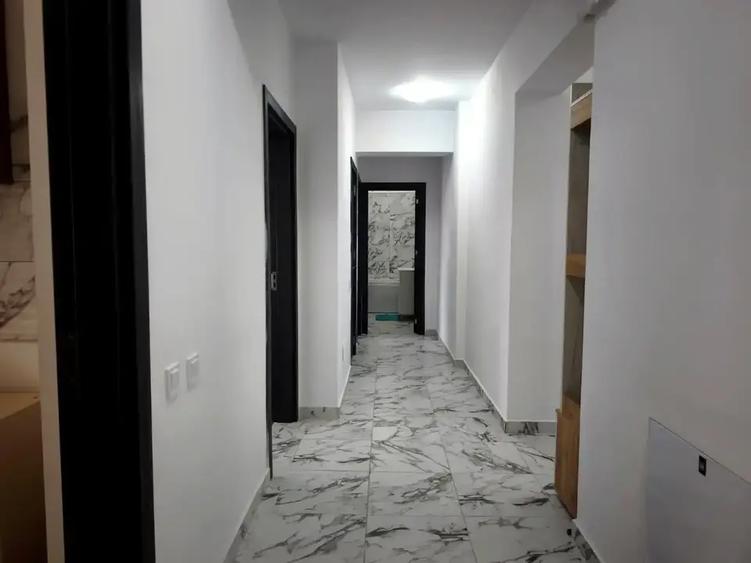 Apartament cu 3 camere decomandat, mobilat în Theodor Pallady
