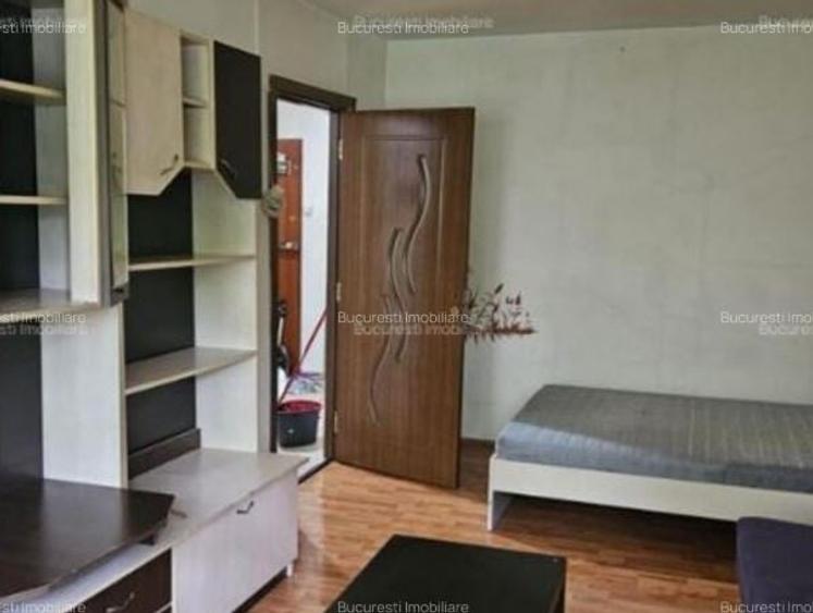 Garsonieră decomandată, mobilată în Lacul Tei
