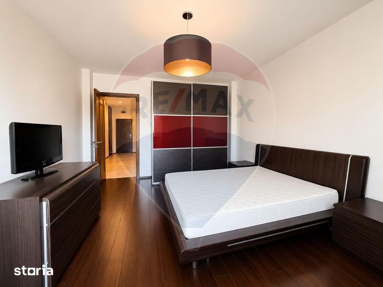 Apartament cu 3 camere de vanzare Ultracentral Bd Tomis Constanta - 1
