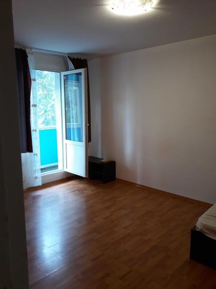 Garsonieră decomandată în Dristor