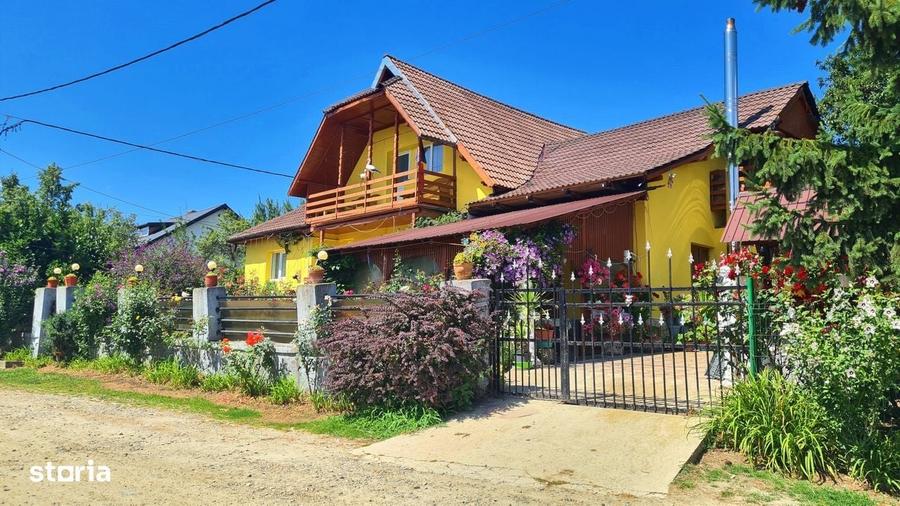 Casă cu 4 camere în Slămnești