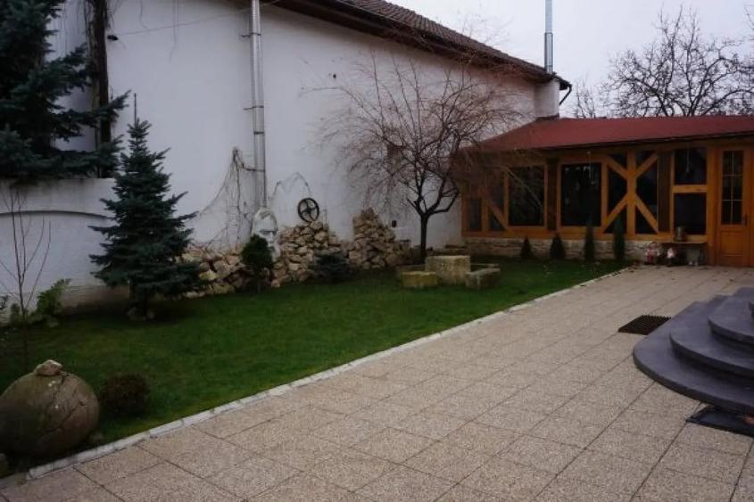 Casă individuală cu 4 camere cu Teren 610 Mp în Gheorgheni