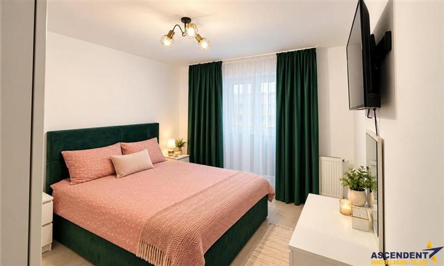 Apartament cu 2 camere decomandat, mobilat în Tractorul