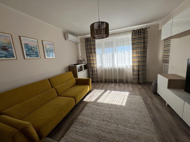 Apartament cu 2 camere decomandat în Calea Dumbrăvii