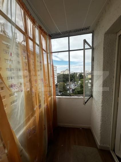 Apartament de vanzare, cu 2 camere, 60 mp, zona Micro 15 - 6