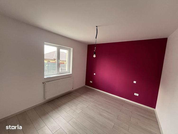Casă cu 3 camere în Lețcani