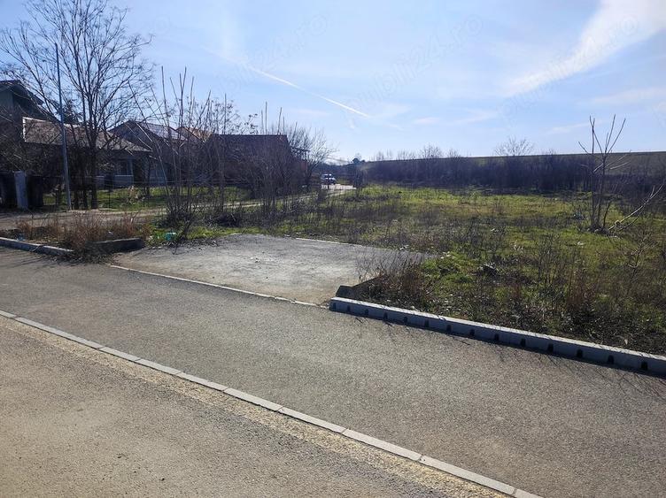 Teren de 550 mp, în Cornetu