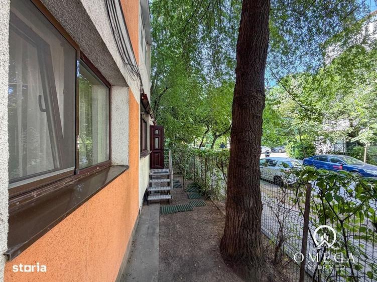 Apartament cu 2 camere decomandat în Nicolina