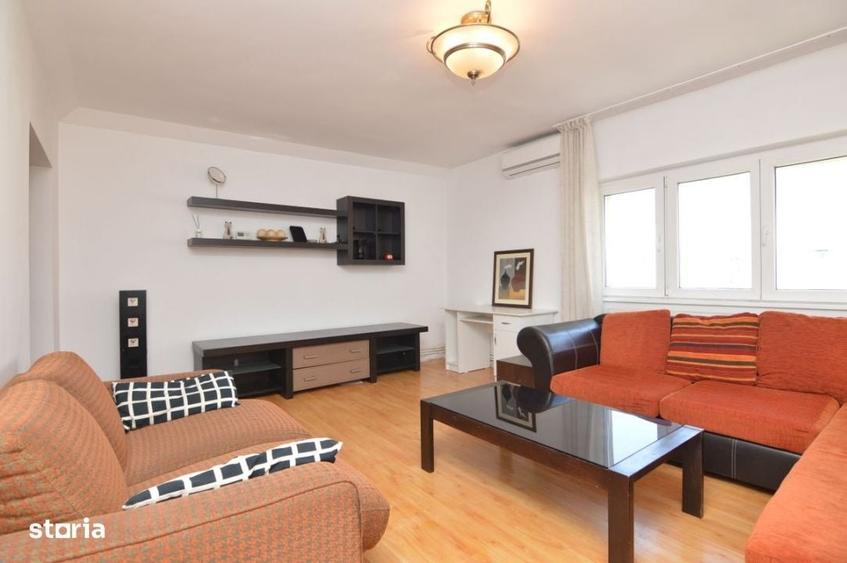 Apartament cu 3 camere decomandat în Cățelu