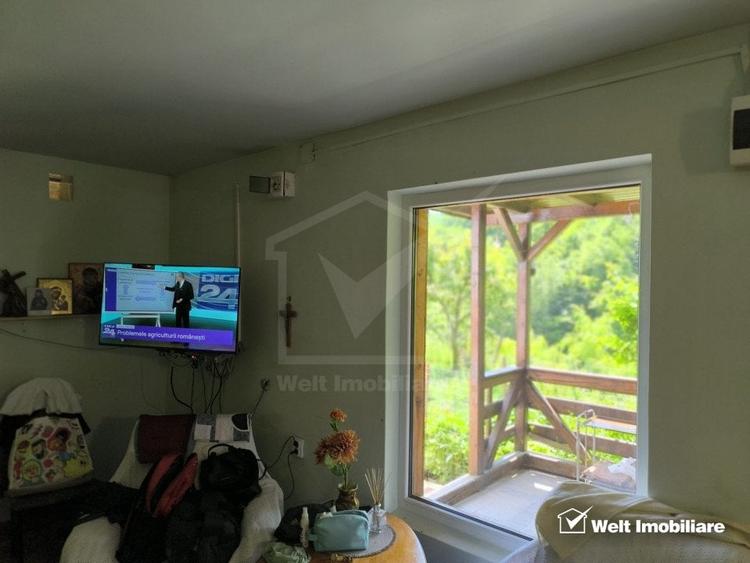 Casă individuală cu 2 camere cu Teren 5640 Mp în Huta