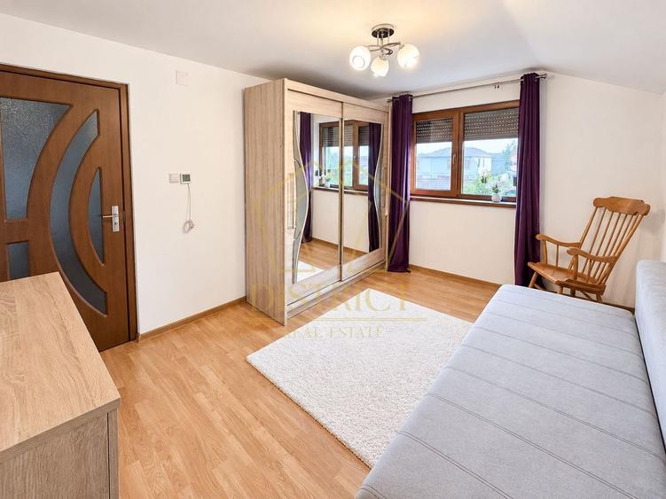 Duplex cu 4 camere cu Canalizare în Giroc