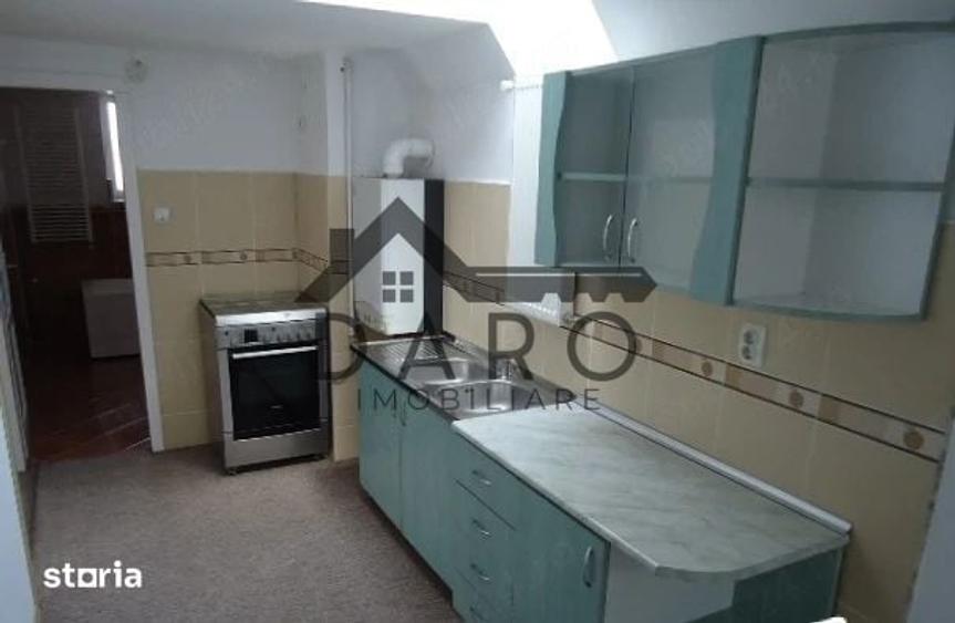 De inchiriat apartament cu 3 camere zona centrala, langa Cetate - 1