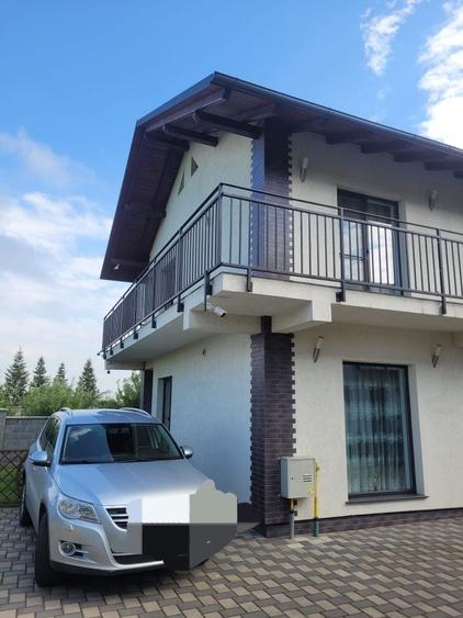 Casă cu 4 camere în Ipotești