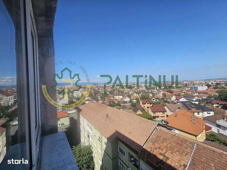 Apartament cu 3 camere decomandat în Vasile Aaron