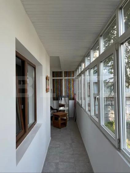 Apartament cu 3 camere decomandat, mobilat în Podul de Fier