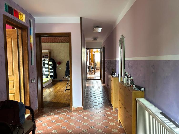 Apartament cu 3 camere decomandat, mobilat în Grădina Icoanei