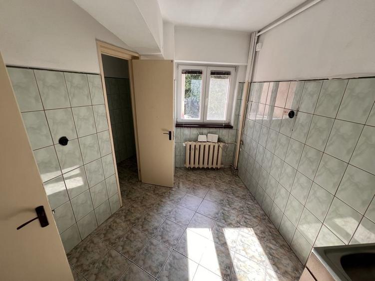 Apartament cu 2 camere decomandat în Obor